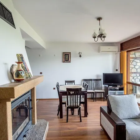 Guest Ecopolis Villa *